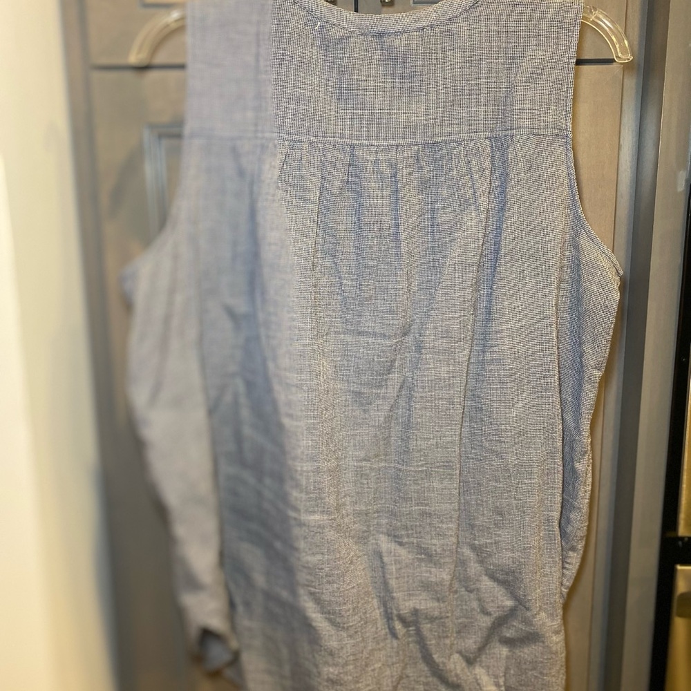 NWOT | LOFT | Sleeveless Button-down Top | XL | Blue and White Checked - Picture 3 of 4